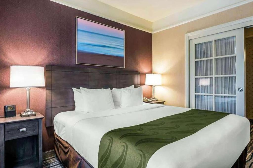 Ramada Suites By Wyndham San Diego Bagian luar foto